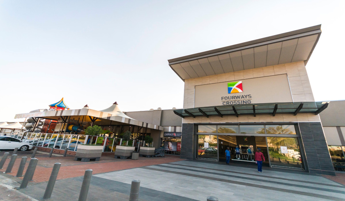 Find & Book Popup Retail Space Kyalami Corner